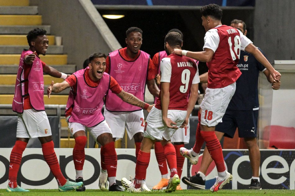 不乏门将加 不乏门将加