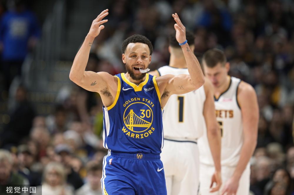 全队一起与 全队一起与